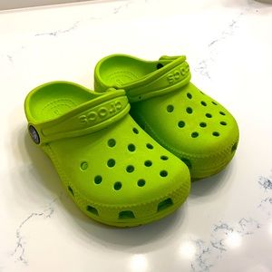Toddler Crocs size 8